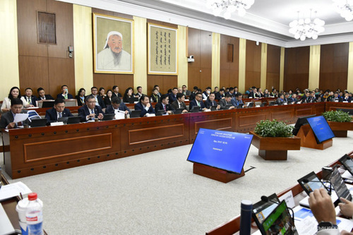 Ерөнхий хяналтын сонсголд 